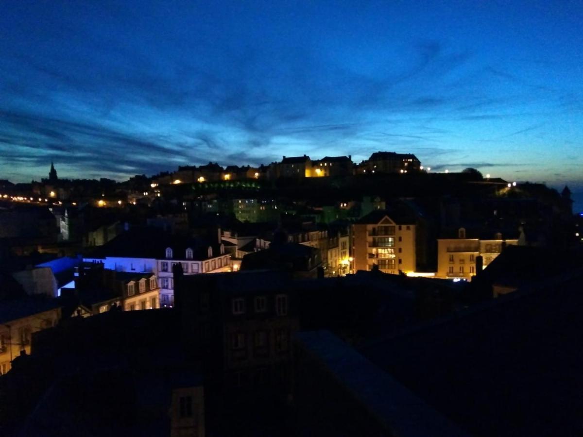 Apartamento Le Balcon Des Vents Granville Exterior foto